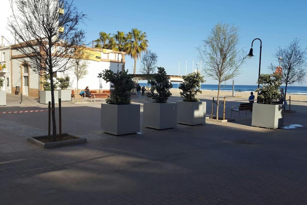 Increible Casa Frente Al Mar , Planta Baja Apartment Torredembarra Exterior foto